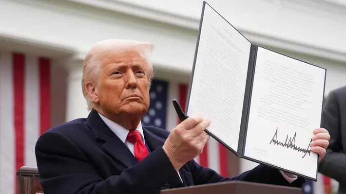 helloalll this i strump U.S. Appeals Court Rules Trump’s Global Tariffs Illegal in Landmark Decision