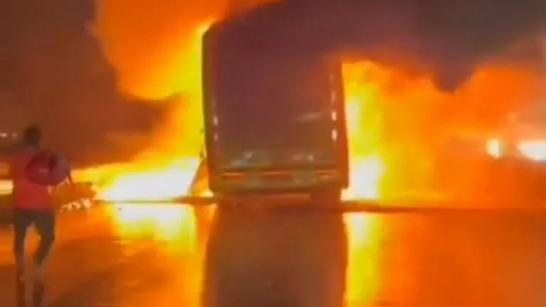 Hyderabad–Bengaluru Highway Horror: Over 20 Dead in Fiery Bus Crash Near Kurnool
