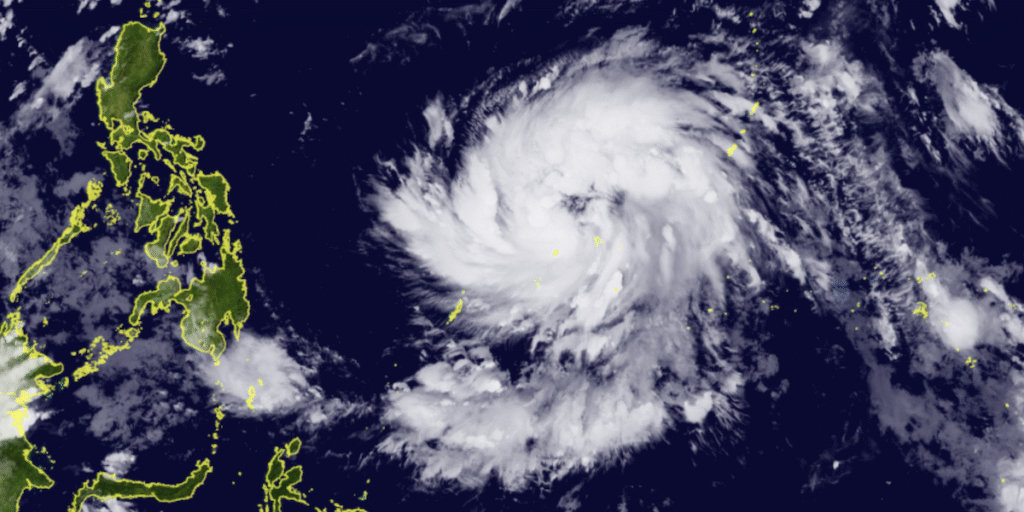 Super Typhoon Fung-wong Batters the Philippines